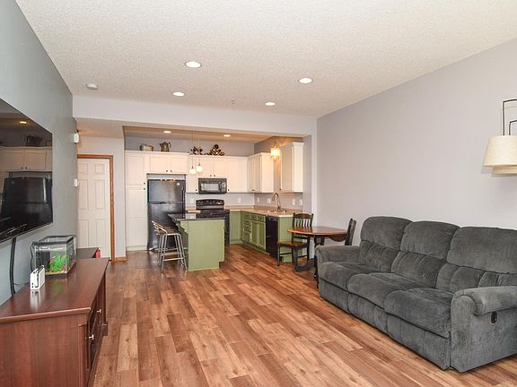 3rd image of 16630 72nd Ct NE