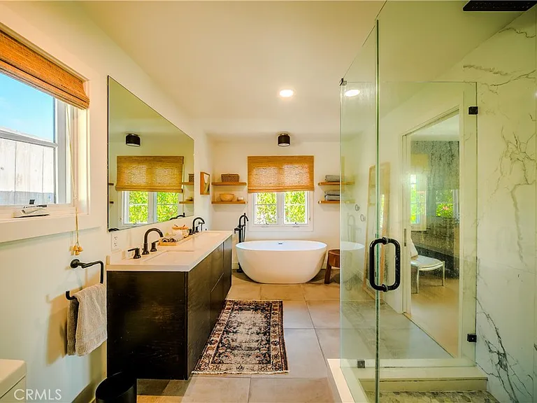 843 La Vista Dr — Photo 20