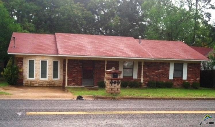 1st image of 912 N Edwards Ave