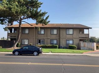 414 Cherry Ln APT B, Manteca, CA 95337