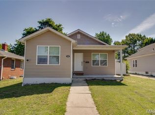 249 S 7th St, Wood River, IL 62095