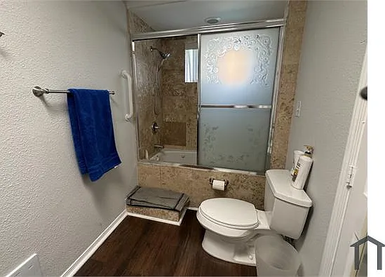 834 Florida St — Photo 12