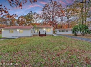 752 Toll Rd, Effort, PA 18330