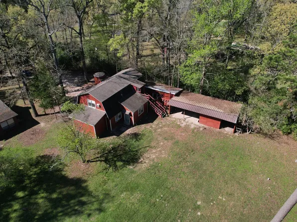 1368 Fish Hatchery Rd, Huntsville, TX 77320