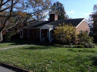 1400 Oxford Rd, Charlottesville, VA 22903