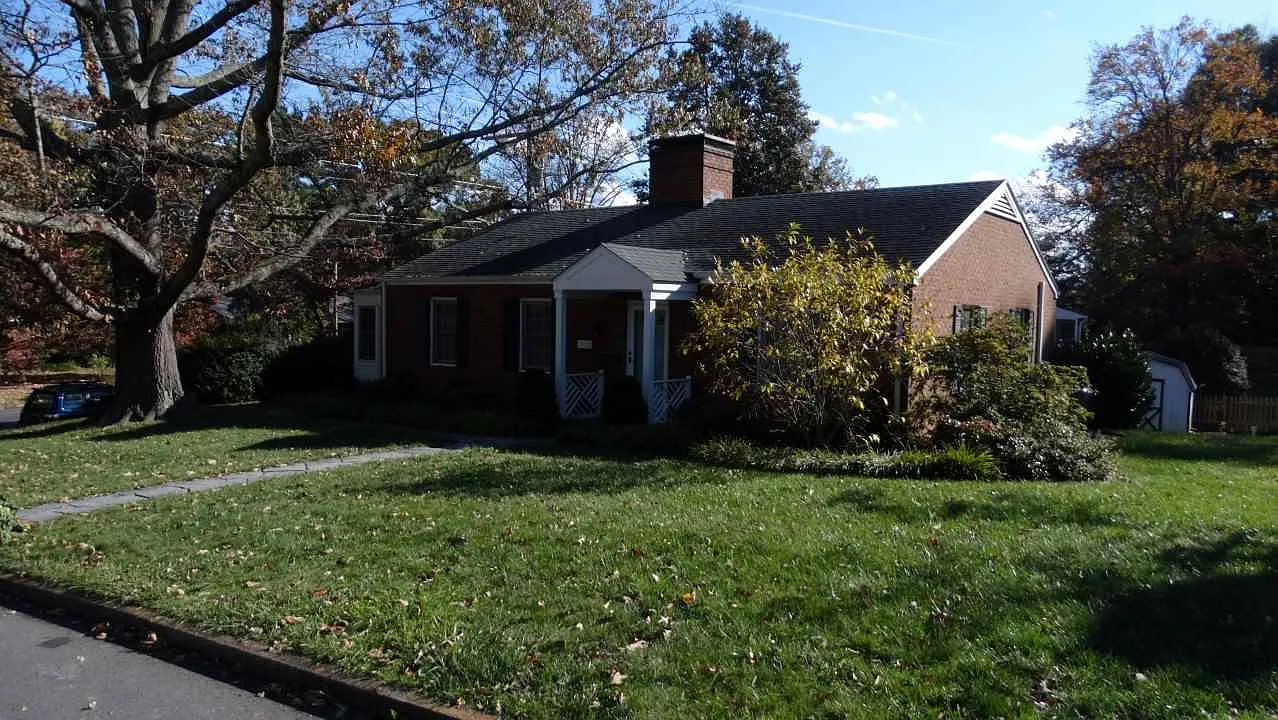 1400 Oxford Rd photo 1
