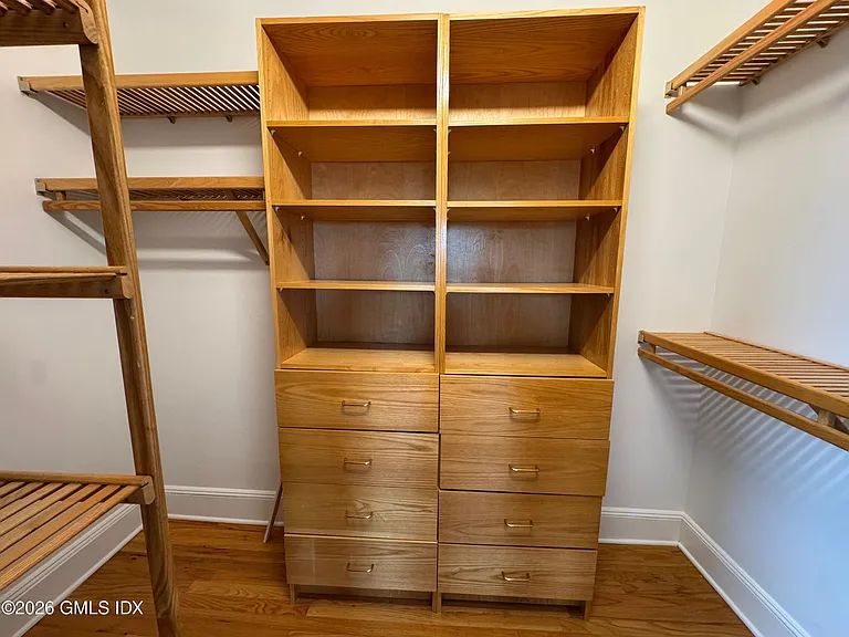 25 W Elm St #40 — Photo 17