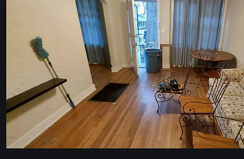1860 Snowden Ave Photo 1