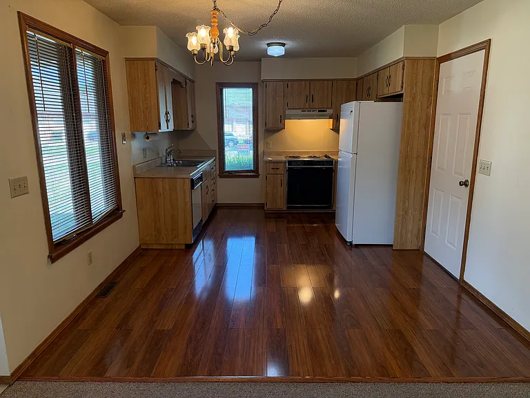 4035 S Parkhill Ct — Photo 4