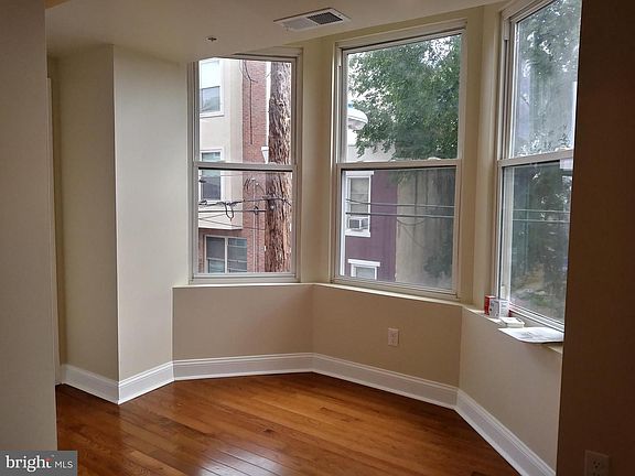 5th image of 1215 S 17th St Floor 2