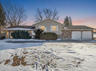 325 Brad Mar Dr, Pearl City, IL 61062