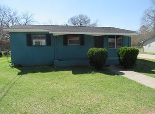 101 Camelot Dr, Dublin, GA 31021