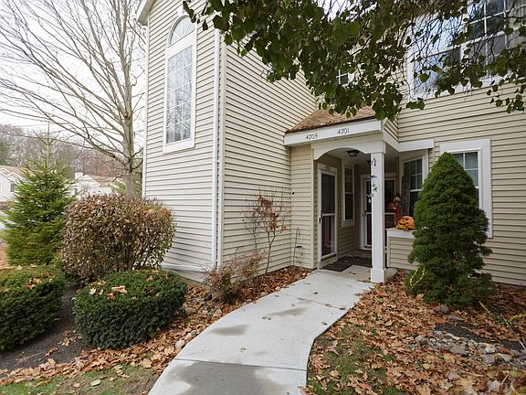 3rd image of 4705 Foxwood Dr S