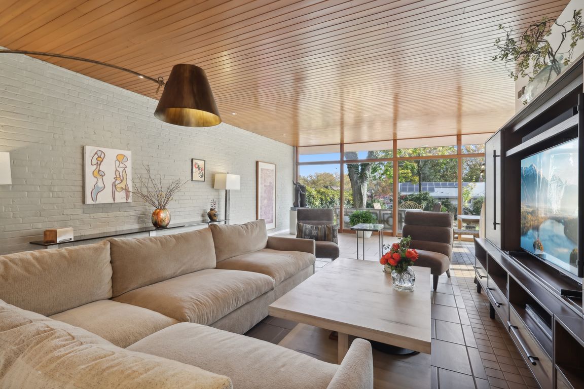 1531 Scott Ln, Pittsburgh, PA 15217 MLS 1677333 Zillow