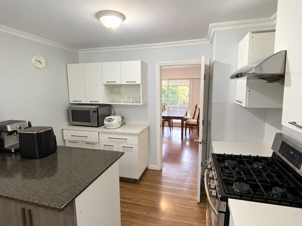 5 bedroom rental in West Vancouver — photo 17