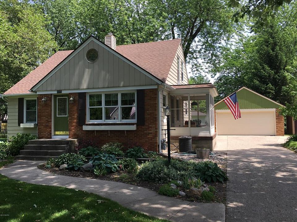 1st image of 137 Glendale Ave