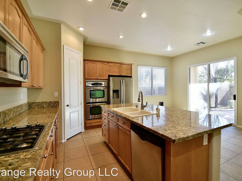 1st image of 9425 Silent Oak Ct