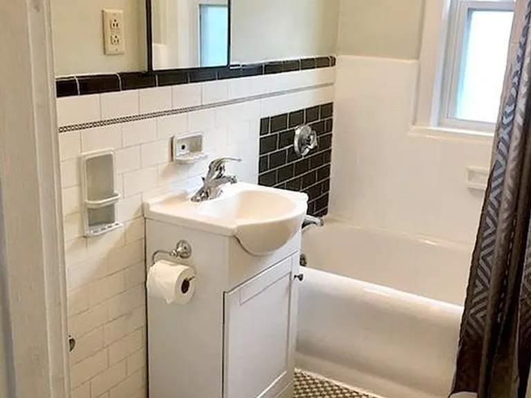 195 Burgin Pkwy #401 — Photo 5