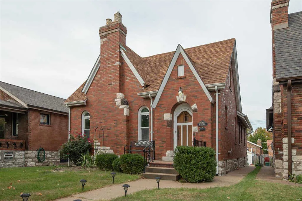 4085 Haven St photo 1