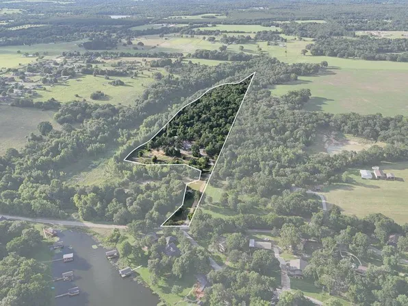 6159 Crestview Dr, Athens, TX 75752