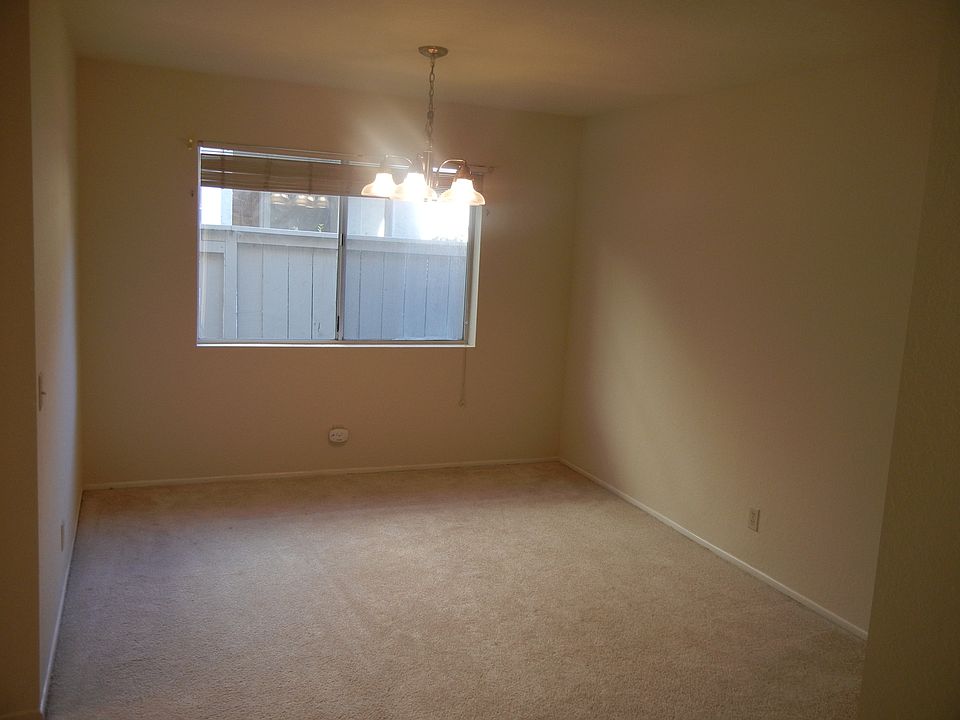 1st image of 11012 Avenida De Los Lobos