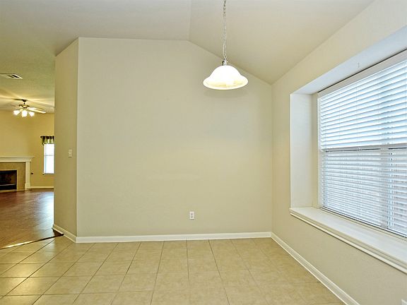4th image of 4487 Heritage Well Ln