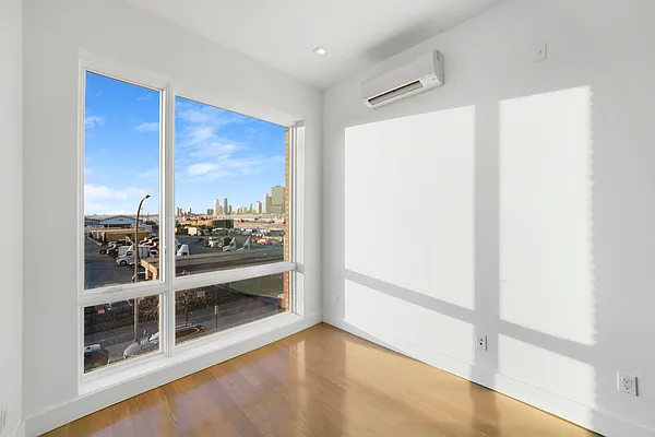 Rented by ERNY LLC | media 10