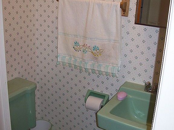 half bath main level