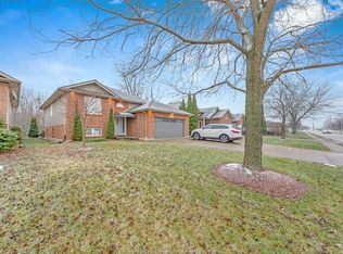 1126 Banwell Rd, Windsor, ON N8P1J2