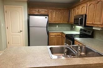 5th image of 6313 Guinevere Dr