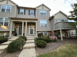 973 Ellsworth Dr, Grayslake, IL 60030