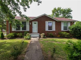 218 New Sawyer Brown Rd, Nashville, TN 37221