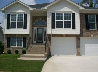 6312 Labor Ln, Louisville, KY 40291