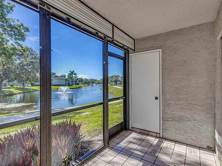 601 Sabal Ridge Cir #A — Photo 51