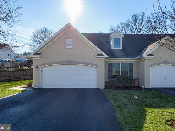 2 Pitt Ct, Lancaster, PA 17602