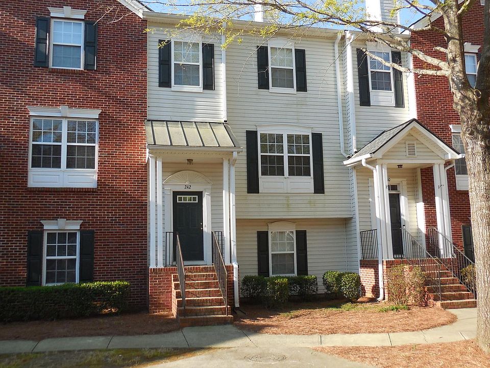 Front of Townhome