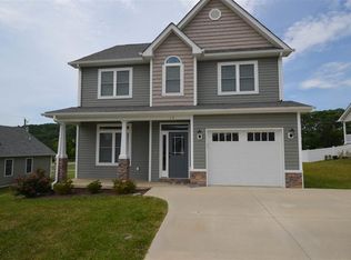 14 Hull Hills Ln, Staunton, VA 24401