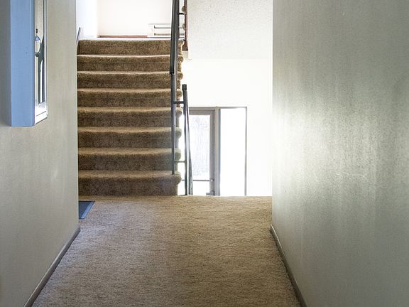 2nd image of 2520 17th Ave S APT 5