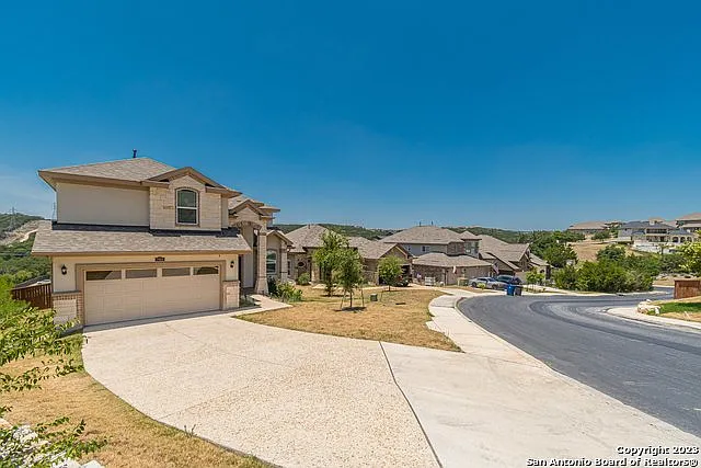 7523 Hays Hl — Photo 8