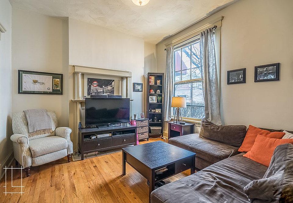 1st image of 34 W Hubbard Ave #34