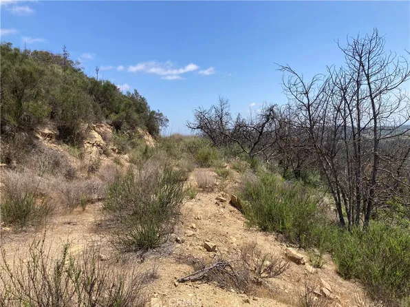 3 Daneri Ln #3, Temecula, CA 92590