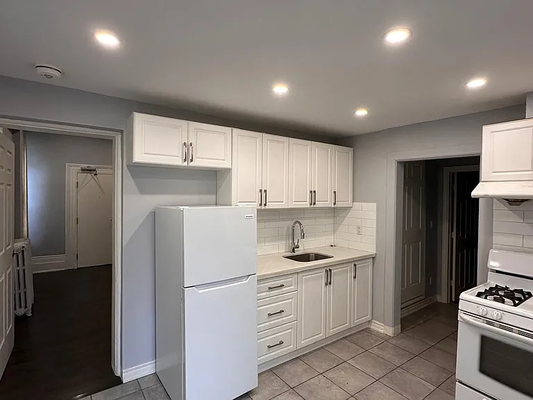 60 Blackfriars St #2 — Photo 5