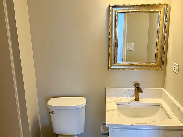 10233 Concord Ln #C — Photo 11