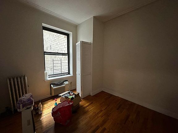 3rd image of 11 E 32nd St APT 7E