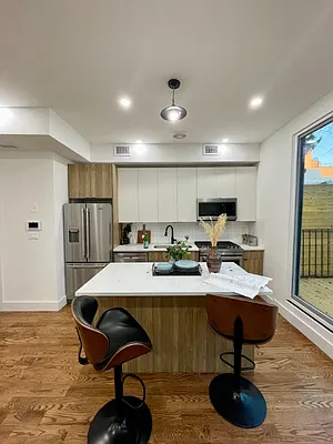 Rented by Yaffa Realty LLC | media 3