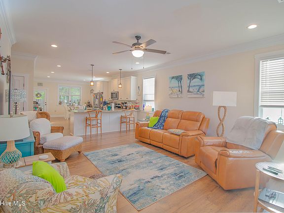 5th image of 2303 W Oak Island Drive