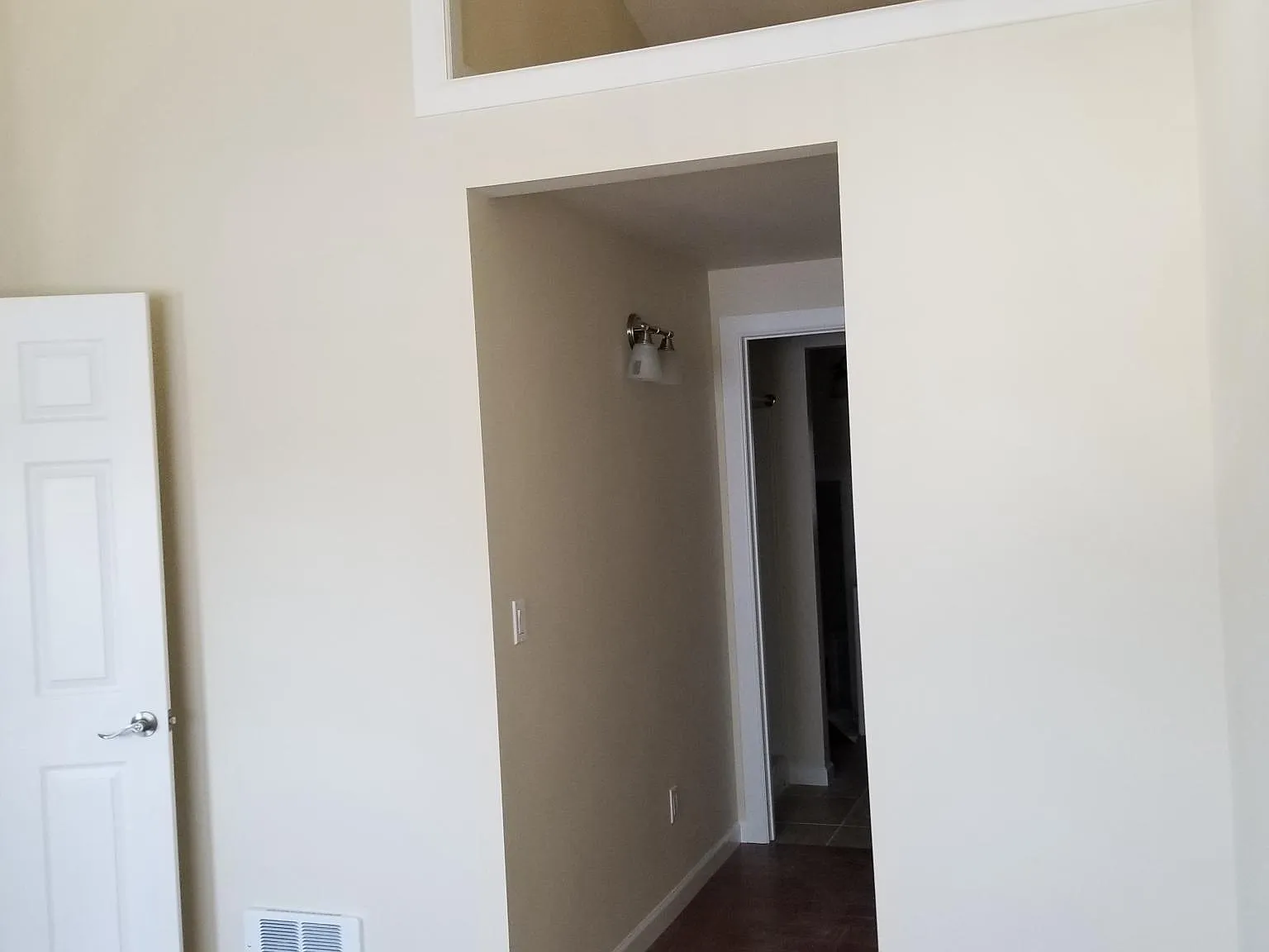 3 bed, 2000 sqft, $3,495 — Photo 4