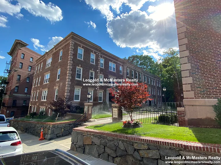 126 Mason Ter #1 — Photo 22