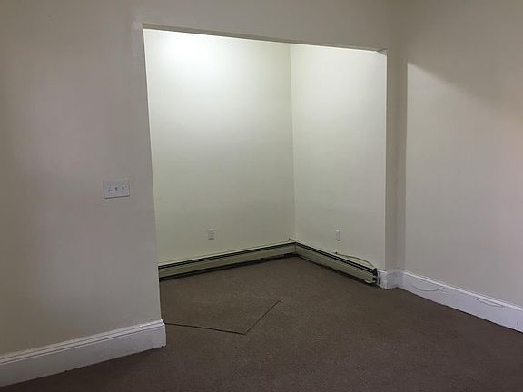4th image of 100 Montclair Ave #2