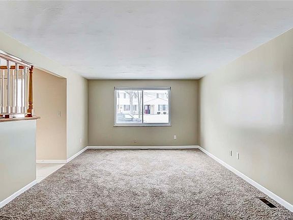 4th image of 6331 Larcomb Dr